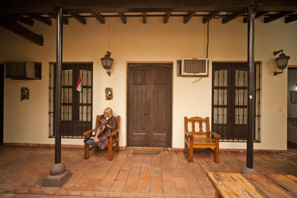 Black Cat Hostel Asunción Eksteriør bilde